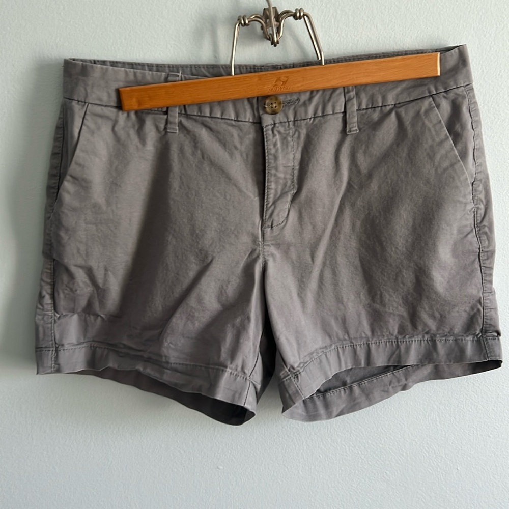 Old Navy size 4 shorts!